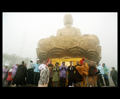 Tour du lịch Chùa Ba Vàng - Chùa Yên Tử 