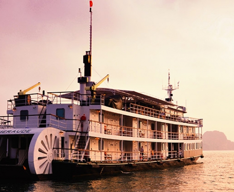 Du thuyền Hạ Long Emeraude Cruise 5 sao