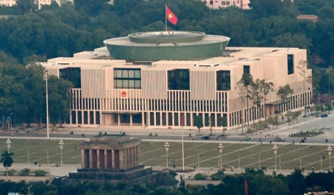Tham quan Nhà Quốc hội của Việt Nam
