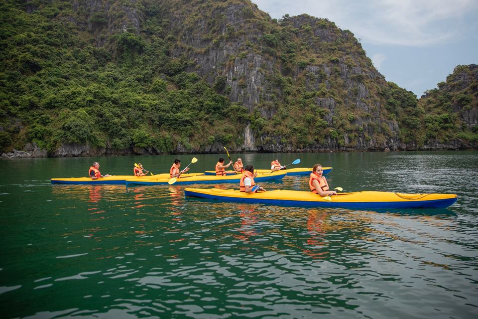 Chèo kayaking