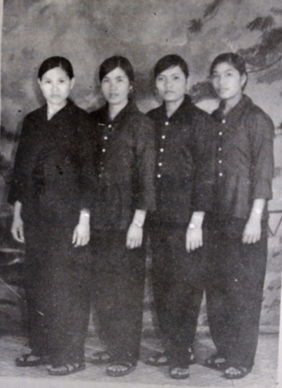 Đội nữ biệt động Tỉnh đội Phú Yên trong kháng chiến chống Mỹ (chụp lại ảnh tư liệu)