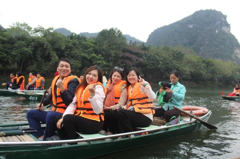 Bai Dinh Trang An 1 day tour Ninh Binh